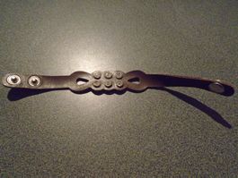 Armband braun, 6 weisse Steinchen