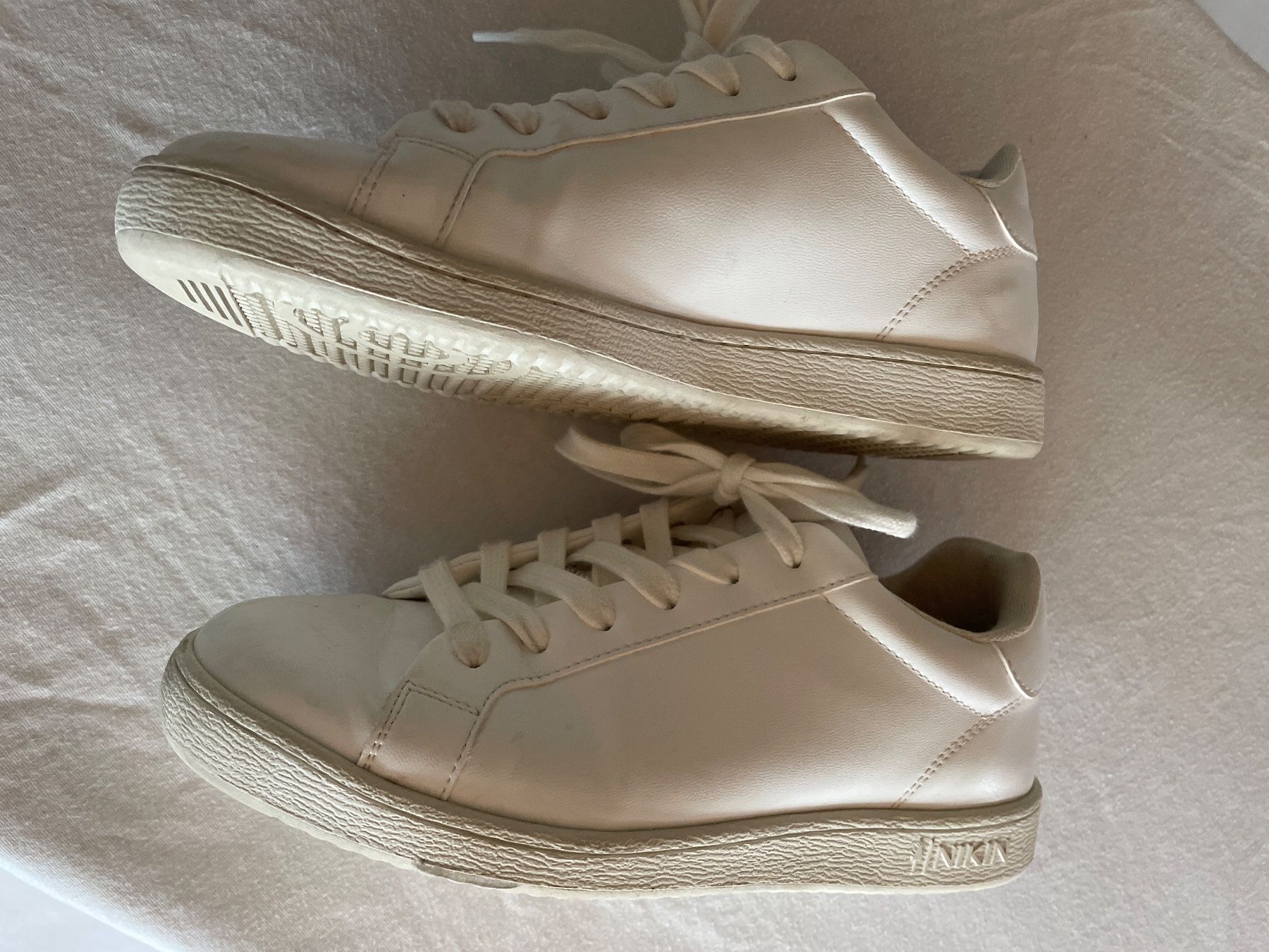 Nikin Scarpe da donna: Schuhe weiss von Nikin Gr. 38 – Usato da Cham venduto da 2eye 1