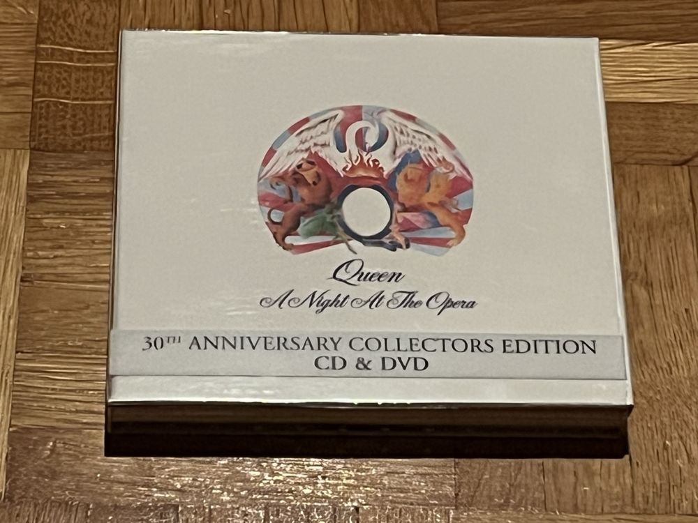 Queen-A Night At The Opera -CD+DVD 30th Anniversary Collecto (Gebraucht ...