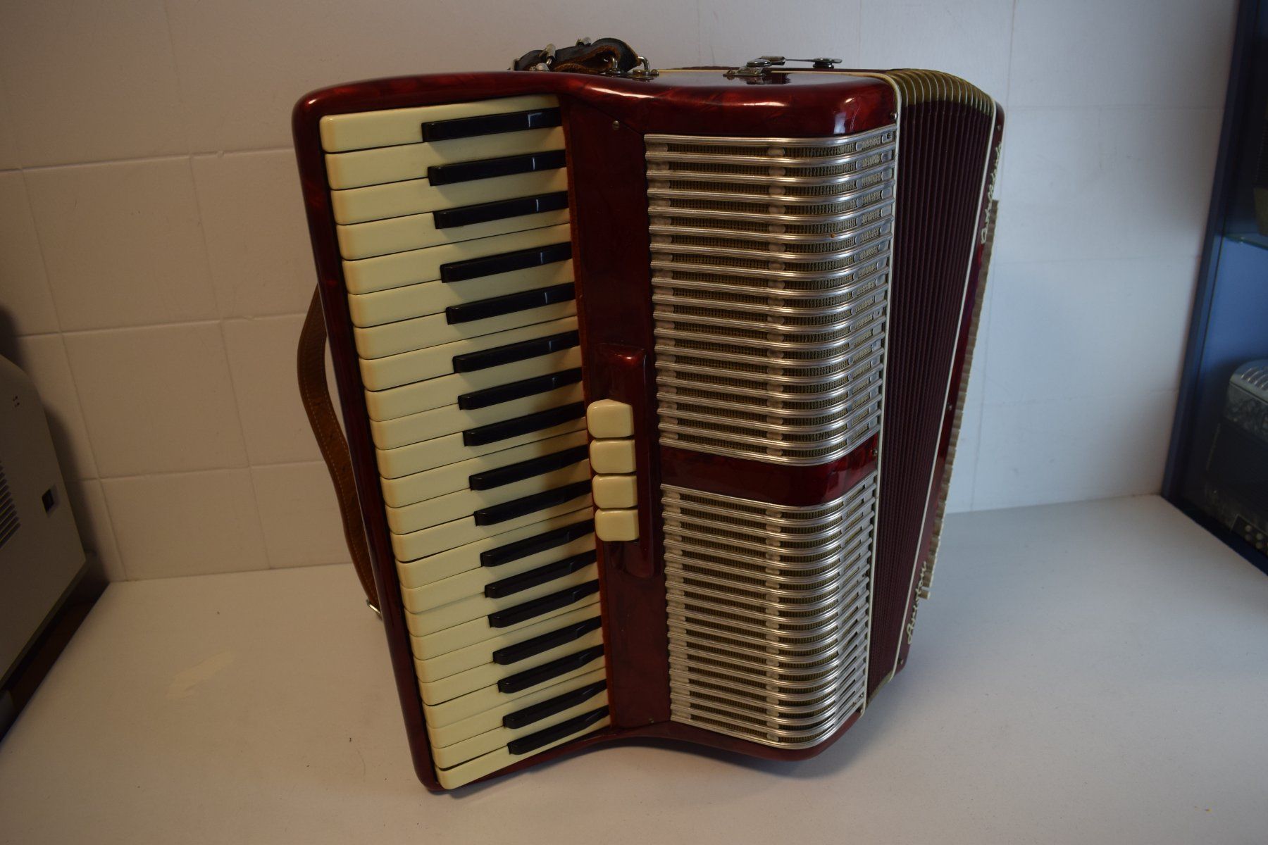 Strumenti musicali: Akkordeon chromatisch Ariston Castelfidardo – Usato da Zürich venduto da baumusik 5