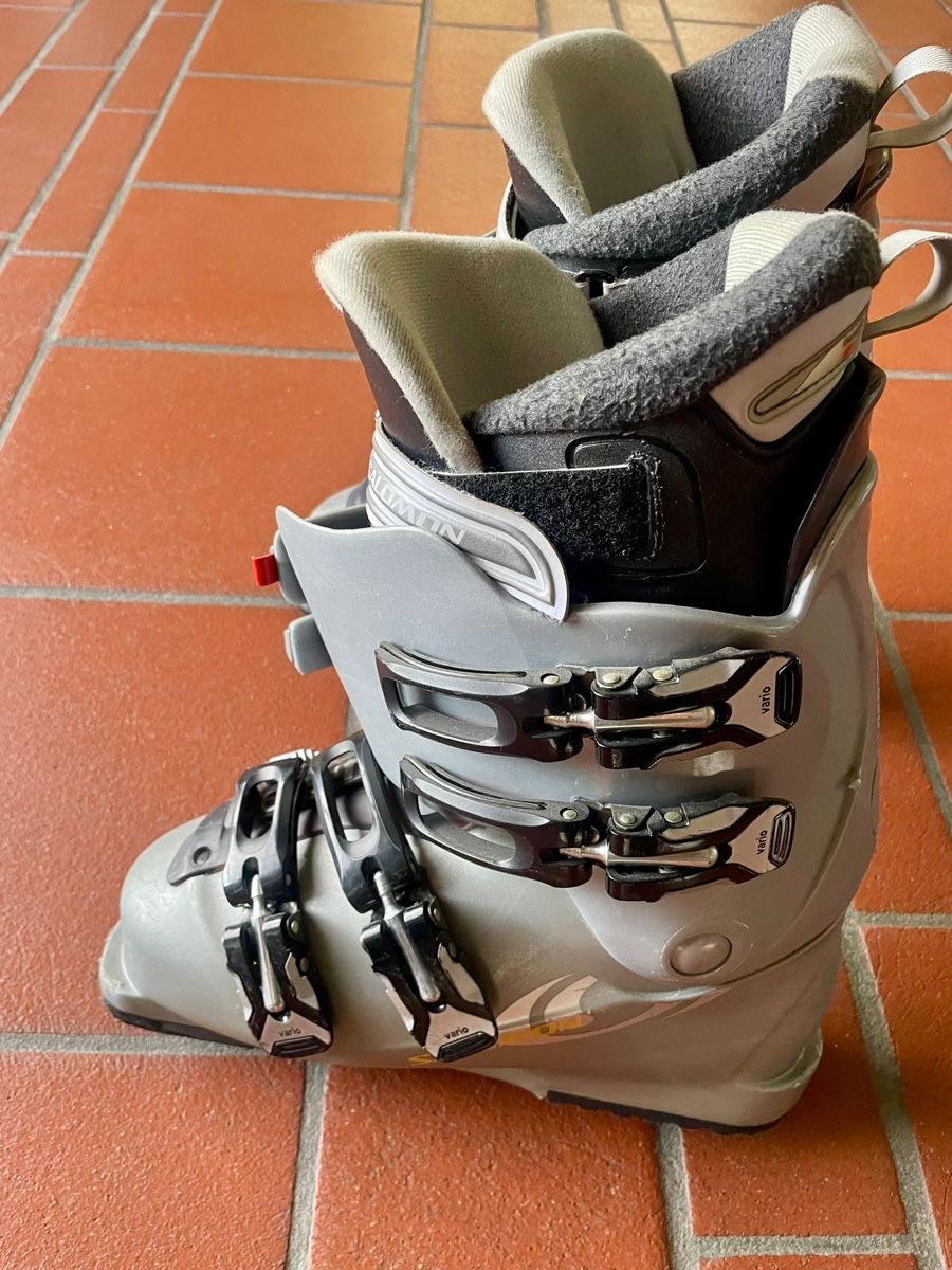 Salomon Sci: Scarponi da sci Salomon 25.5 (EU 40 e 1/3) donna – Usato da Paradiso venduto da ago_yj79 1
