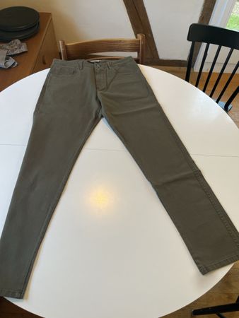 Hosen Massimo Dutti Olivgrün Herren guter Zustand