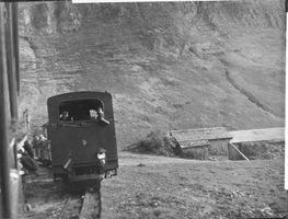 Brienz BE Brienz Rothorn Bahn zwei Züge Kreuzung Bergstrecke