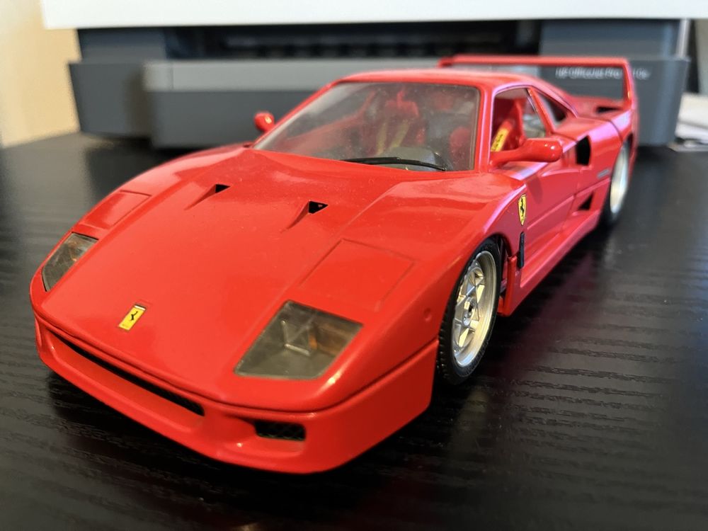 Bburago 1:18 - Modelauto (2) - Ferrari F40 IMSA 1990 + Ferrari 348 tb le mans 1994 - Metalen set