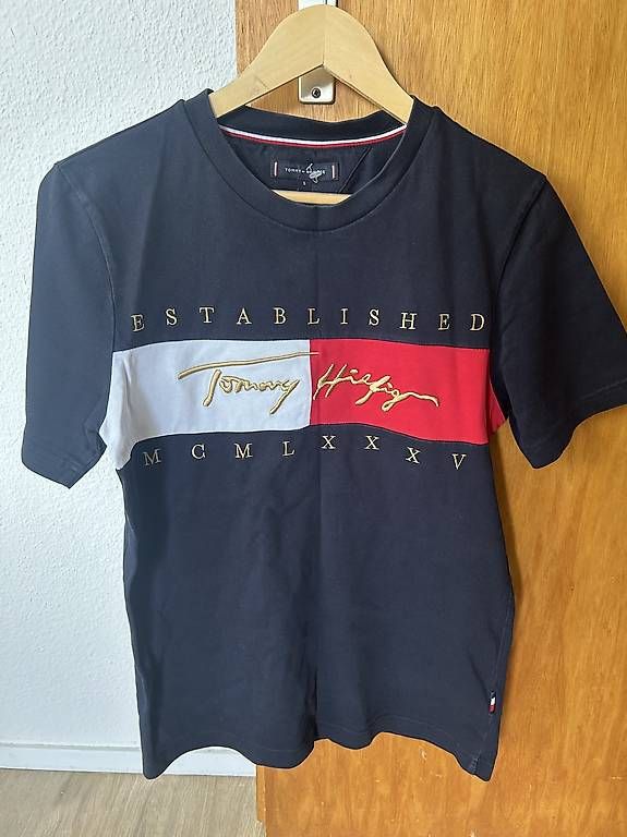 T-shirt: Tommy Hilfiger T-Shirt  – Usato da Zürich venduto da saf_fld6