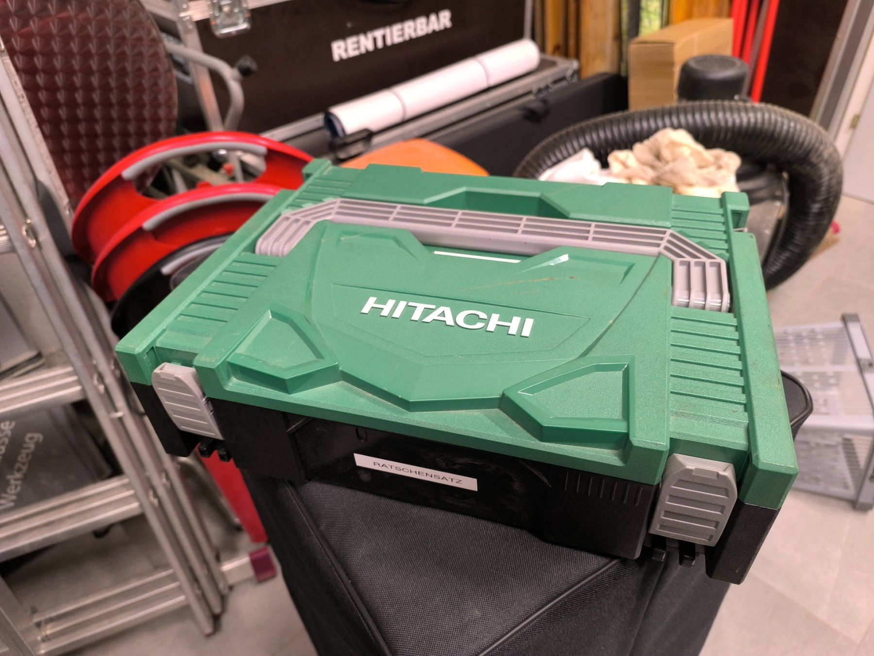 Valigie & Borse: Hitachi System Boxen mit Trolly – Usato da Spiez venduto da Niceshop 6