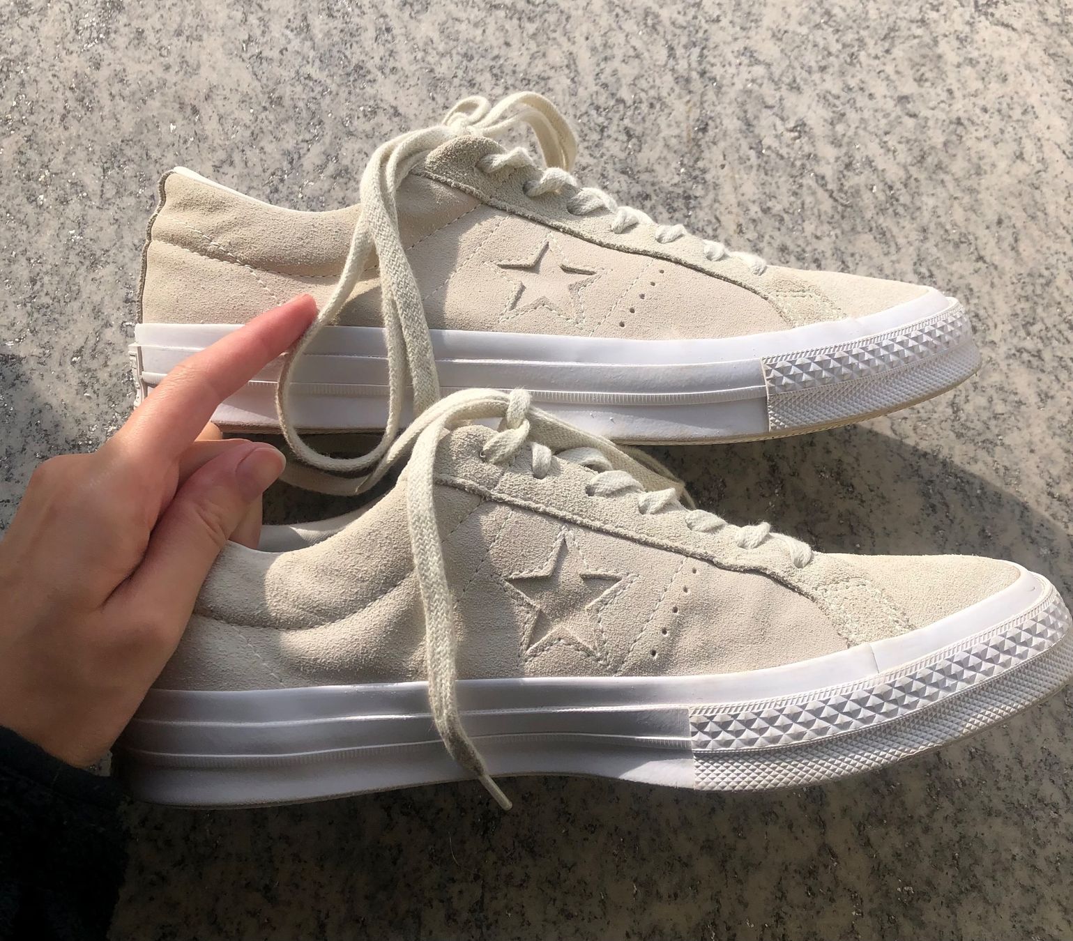 Converse Scarpe da donna: Converse One Star ox - suede beige - 41 – Nuovo (secondo la descrizione) da Lausanne venduto da ami_jjt5