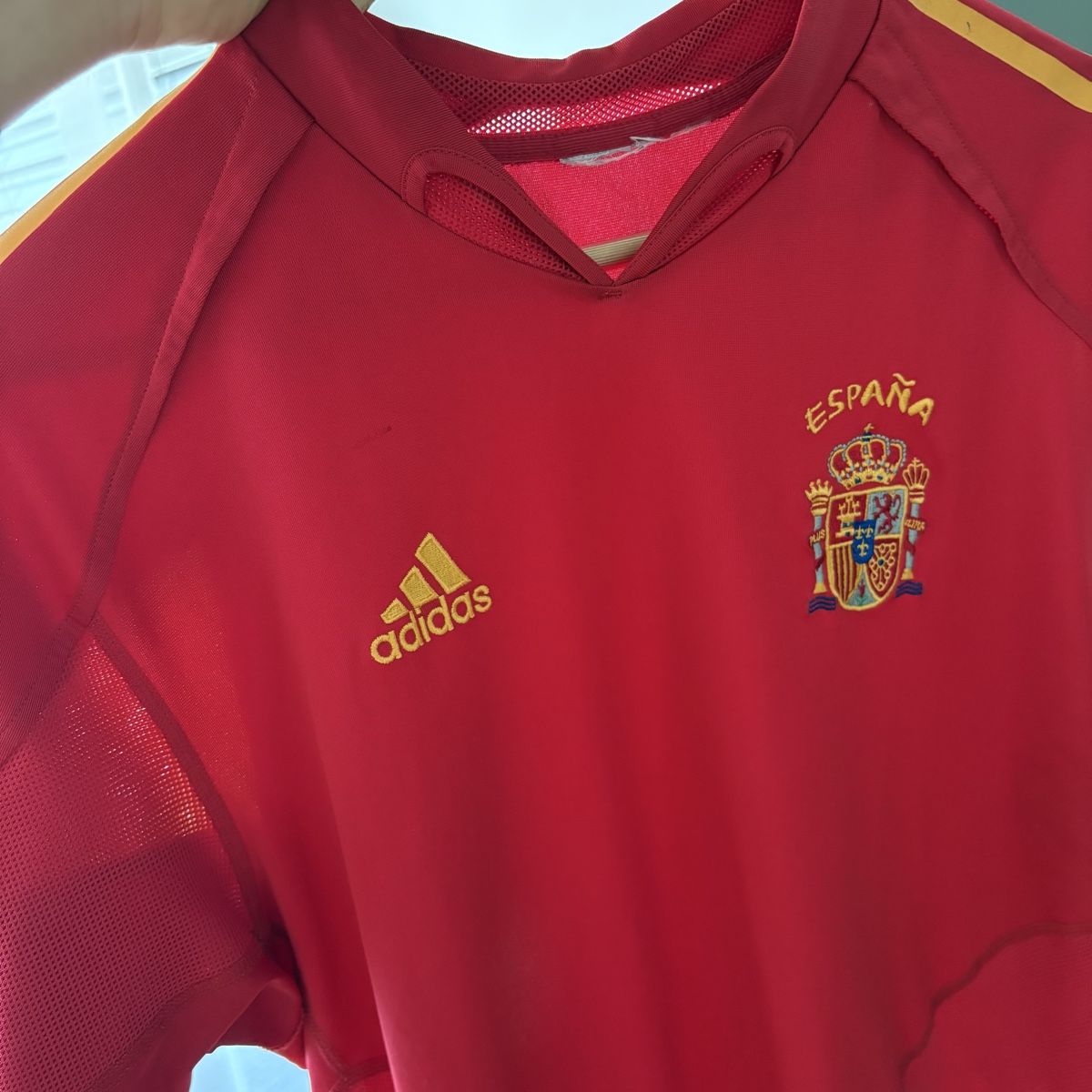 Adidas Leibchen & Hosen: Spanien Trikot Adidas 2004 – Gebraucht aus Winterthur von LaBodega 8
