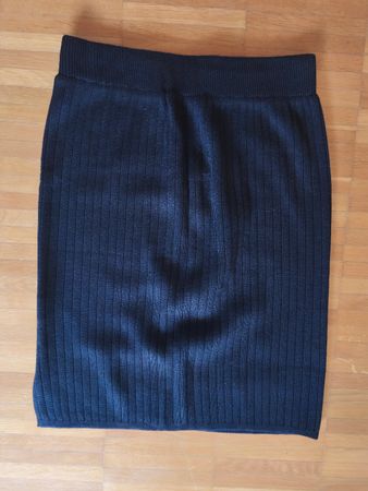 Strickrock schwarz, S - M, neu, Rock