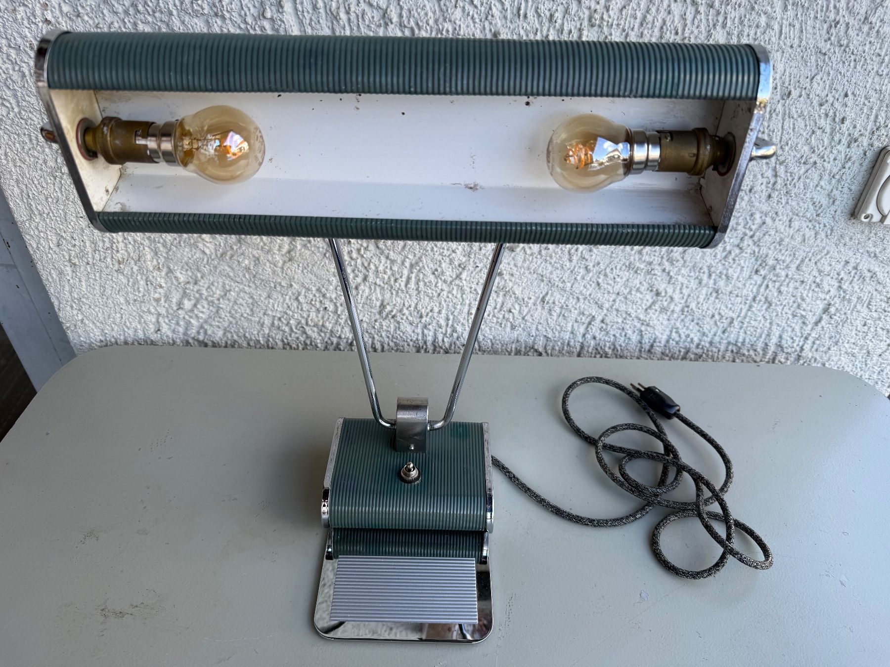 Lampade: Eileen Gray Lampe Jumo 71 – Usato da Unterstammheim venduto da Hawesta 1