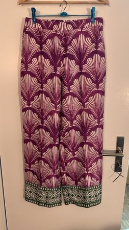 Elegante Sommerhose mit Muschelprint Gr. M Neuwertig