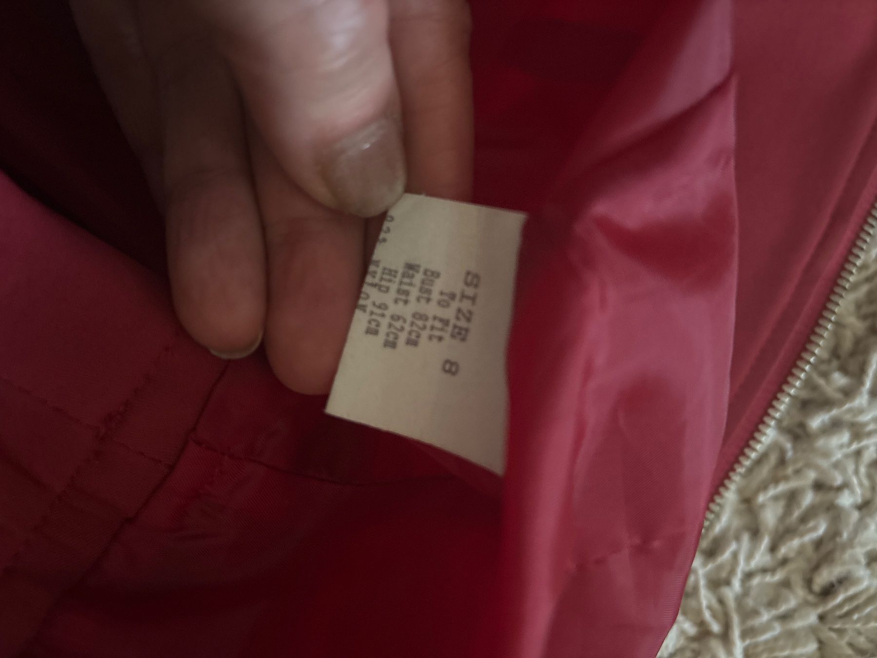 Giacche: Ojay Red Fitted Jacket, Size S - Autumn Essential! – Usato da auvernier venduto da Vine101 3
