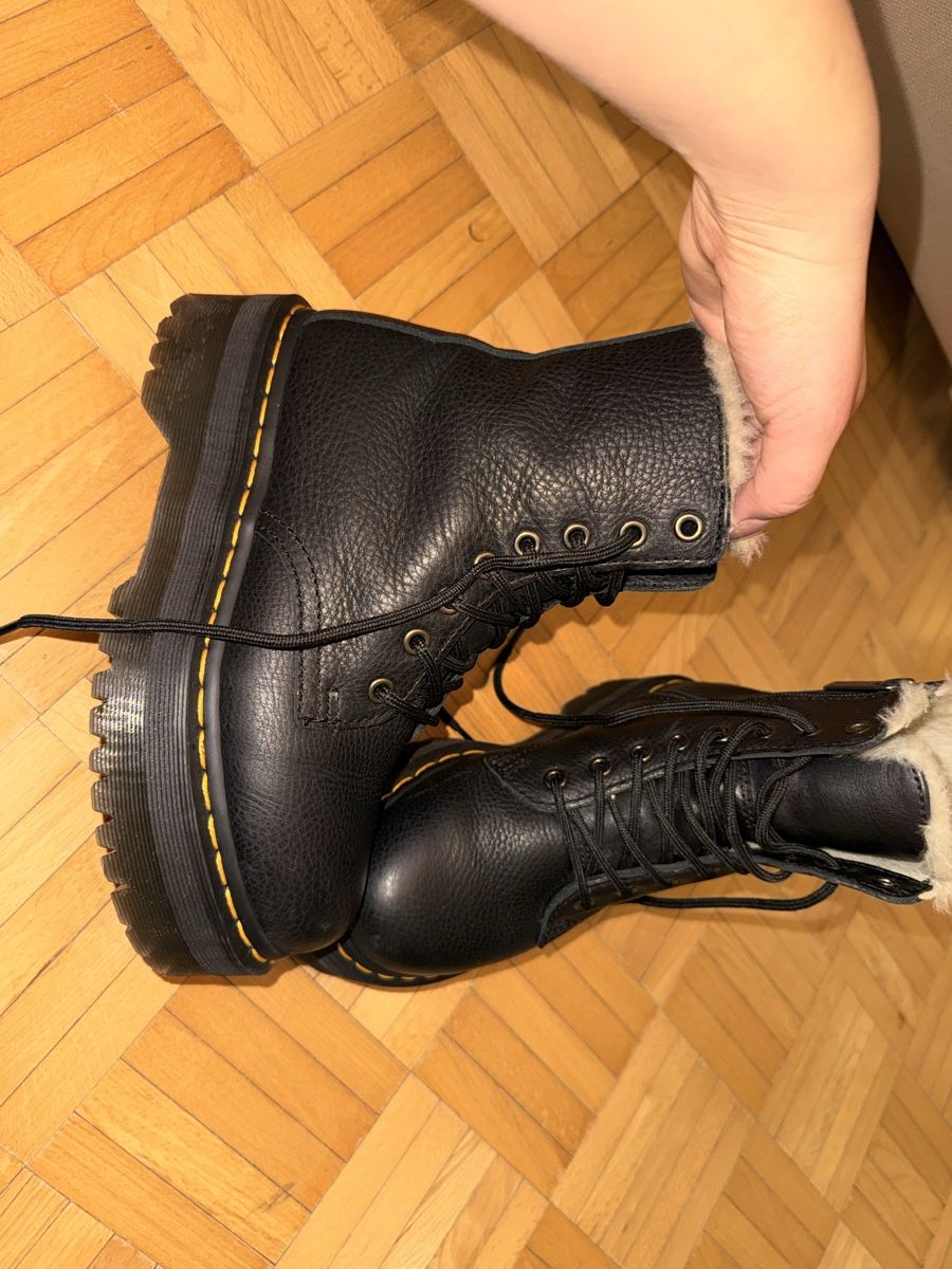 Dr. Martens Damenschuhe: Dr. Martins Jadon FL Boots – Gebraucht aus Fislisbach von mir_hyz6 1