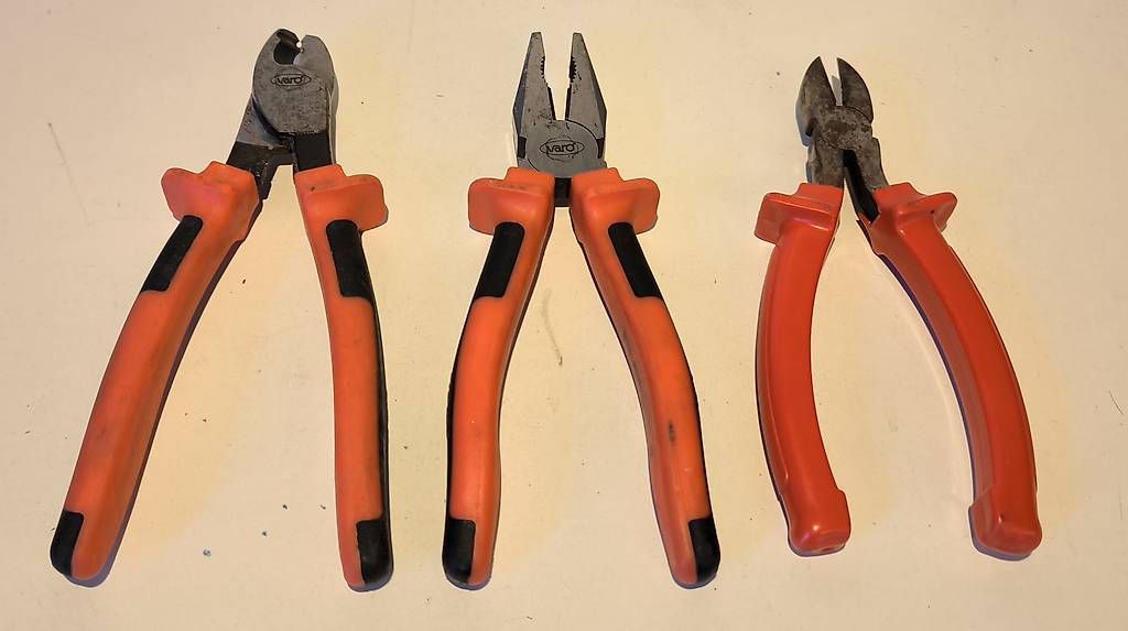 Tous les outils: Div Zangen – D'occasion à Buochs par Paedi_driver