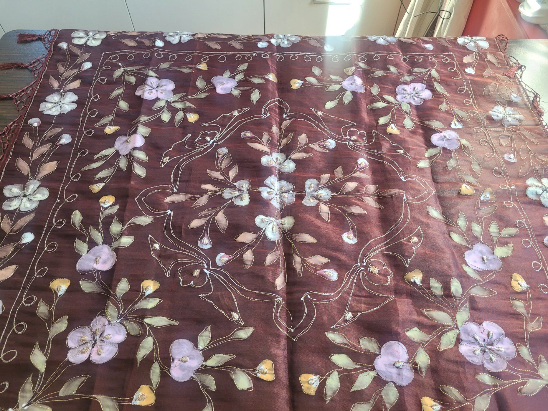 Tutte le decorazioni: Magnifique nappe orientale brodée fleurs carrée – Nuovo (secondo la descrizione) da Yverdon-les-Bains venduto da Layla5919 2