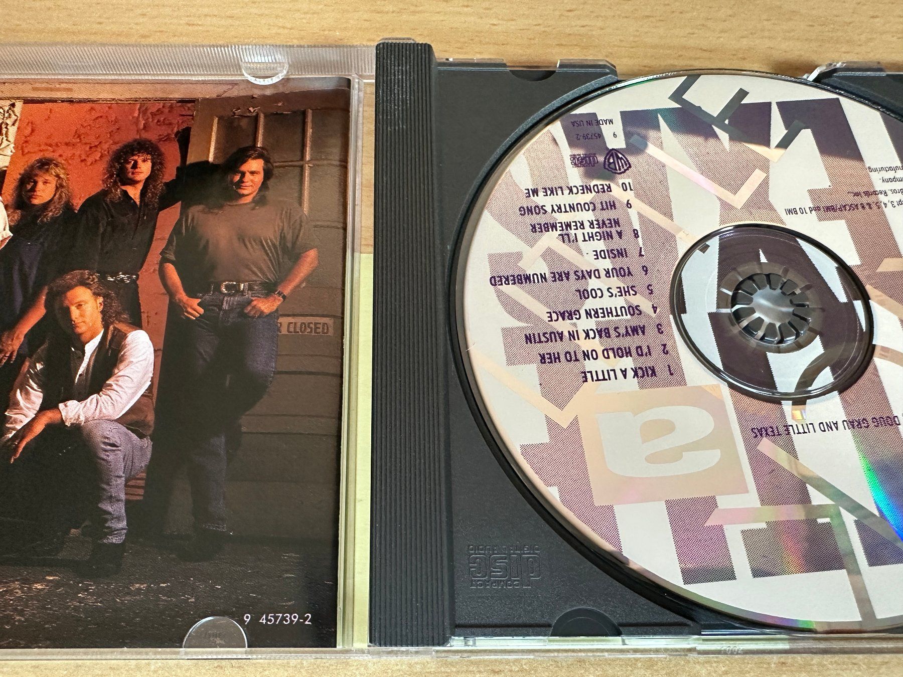 CD: Little Texas – Kick A Little – Usato da Rikon im Tösstal venduto da Alpenmutz 2