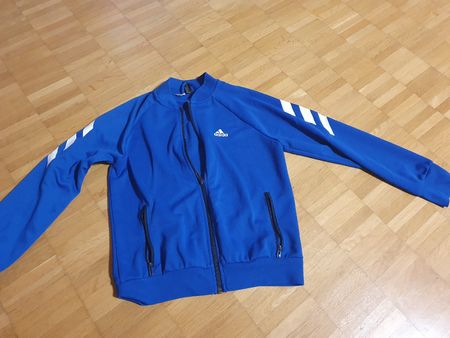 Trainning Jacke Marke Adidas Grösse 140