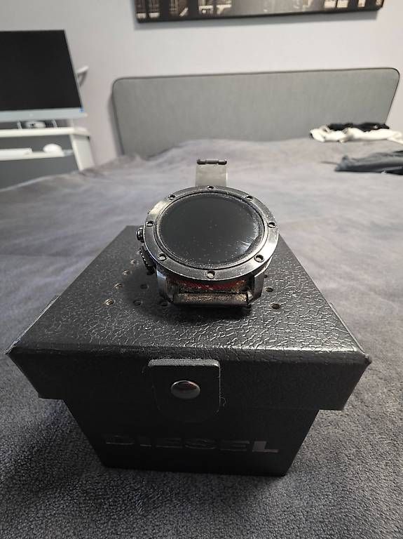 Smartwatch: DIESEL SMARTWATCH – D'occasion à Egliswil par Steffen1979