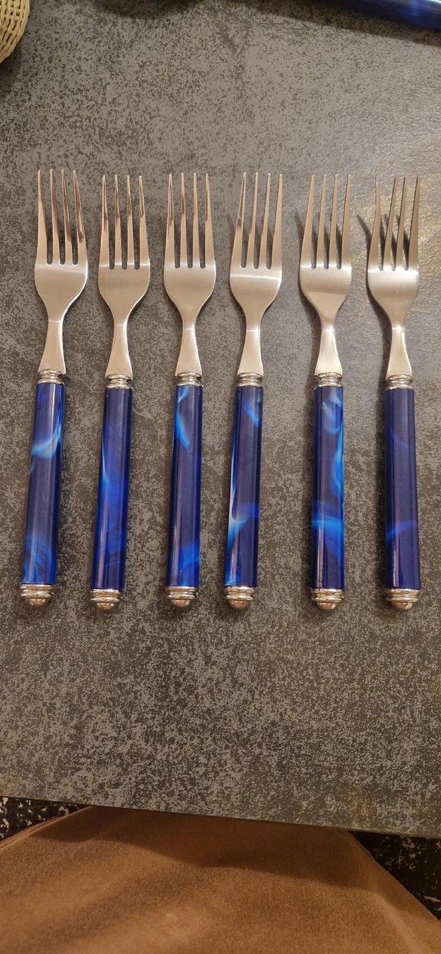 Couverts: Besteck Set 24-teilig Blau mit Marmor-Optik – D'occasion à Uerikon par IchBinEineBiene 2