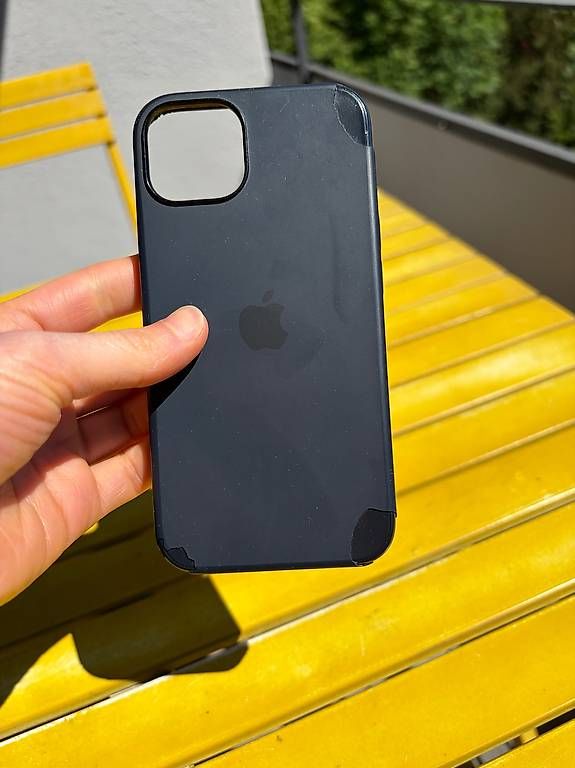 Cover & Protezioni schermo: iPhone 13 Apple Silikon Hülle / Case schwarz – Usato da Zürich venduto da shaymay