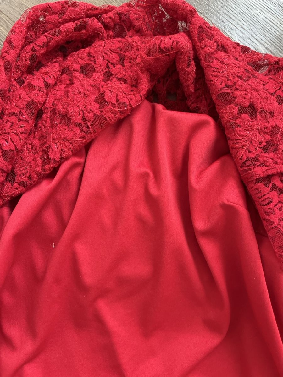 Top: Rotes Spitzenoberteil, Grösse 40/42 - festlich & elegant – Nuovo (secondo la descrizione) da Uetikon am See venduto da Sarahm76 3
