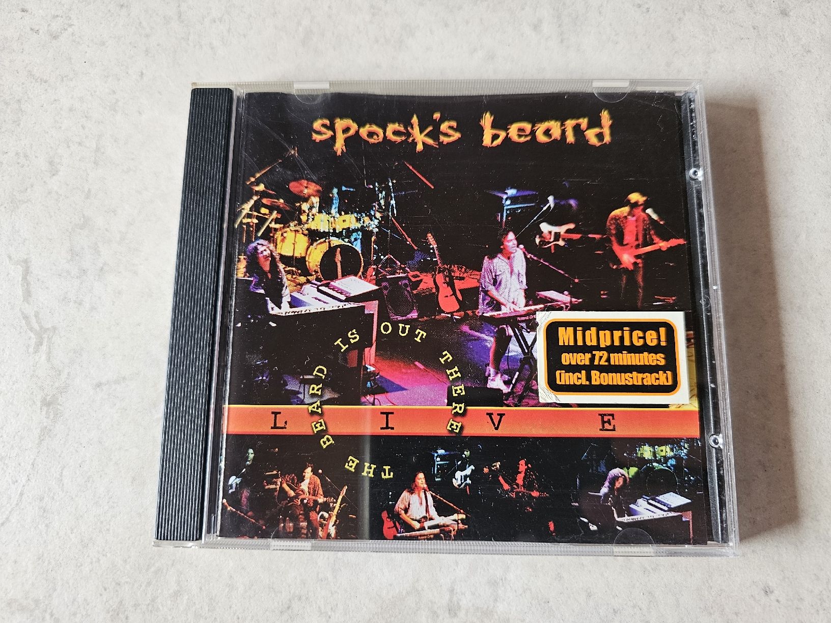 CD: Spock's Beard  -  The Beard Is Out There / LIVE – Usato da Schneisingen venduto da backstore24