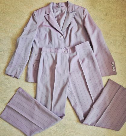 ANZUG HOSE JACKE L VIOLETT FLIEDER BLAZER NADELSTREIFEN TOP