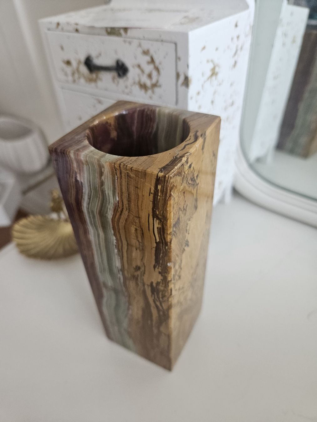 Vase & Récipients: Stein Vase aus Onyx – D'occasion à Rickenbach b. Wil par pookie