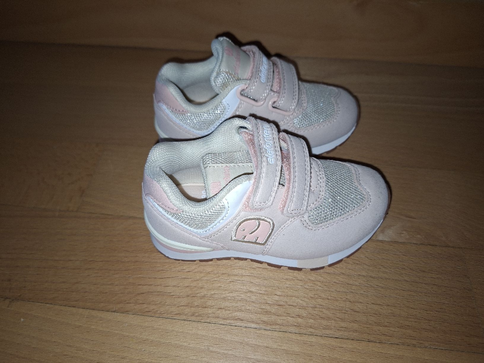 Elefanten Schuhe für Mädchen: Turnschuhe von Elefanten in Gr. 22 – Neu (gemäss Beschreibung) aus Oberrieden von smarties949 1