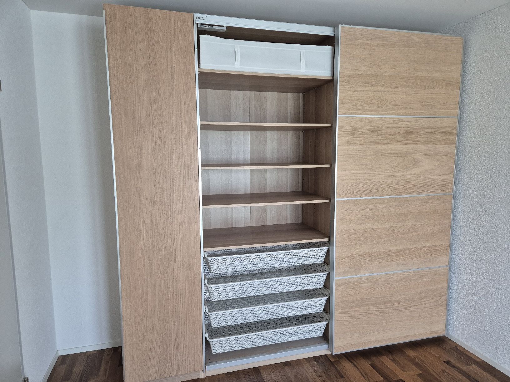 Armadi: armoire Ikea – Usato da Lausanne venduto da ben_m6qx 2