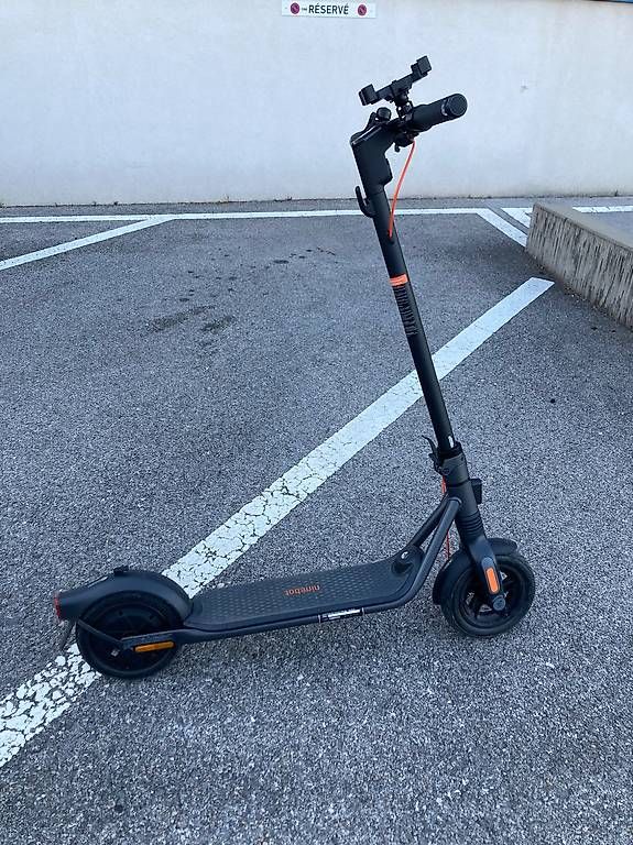 Scooter: Trottinettes électriques Ninebot F2 PRO – Usato da Gland venduto da vic_65zq 2