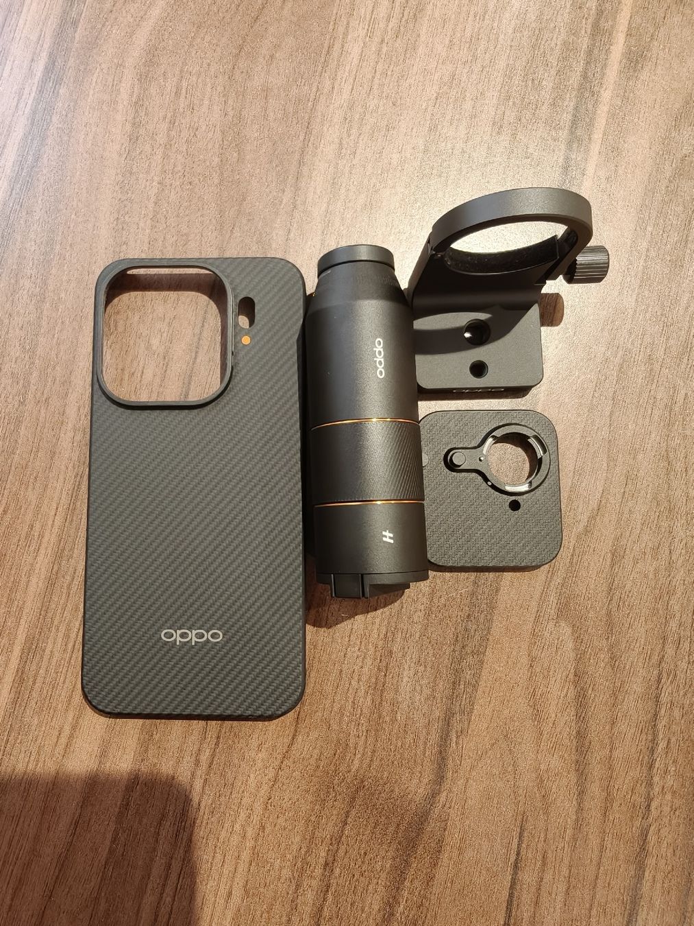 Oppo Telefoni cellulari / Smartphones: Oppo Find X9 Pro Global Version 512GB mit Teleconverter Kit – Usato da Tübach venduto da dav_xvn6 3