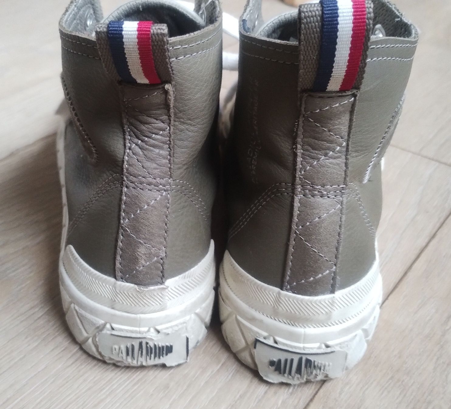 Palladium Damenschuhe: Palladium L original Schnurstifelette Grösse 39 Top – Gebraucht aus Schiers von bak007 3