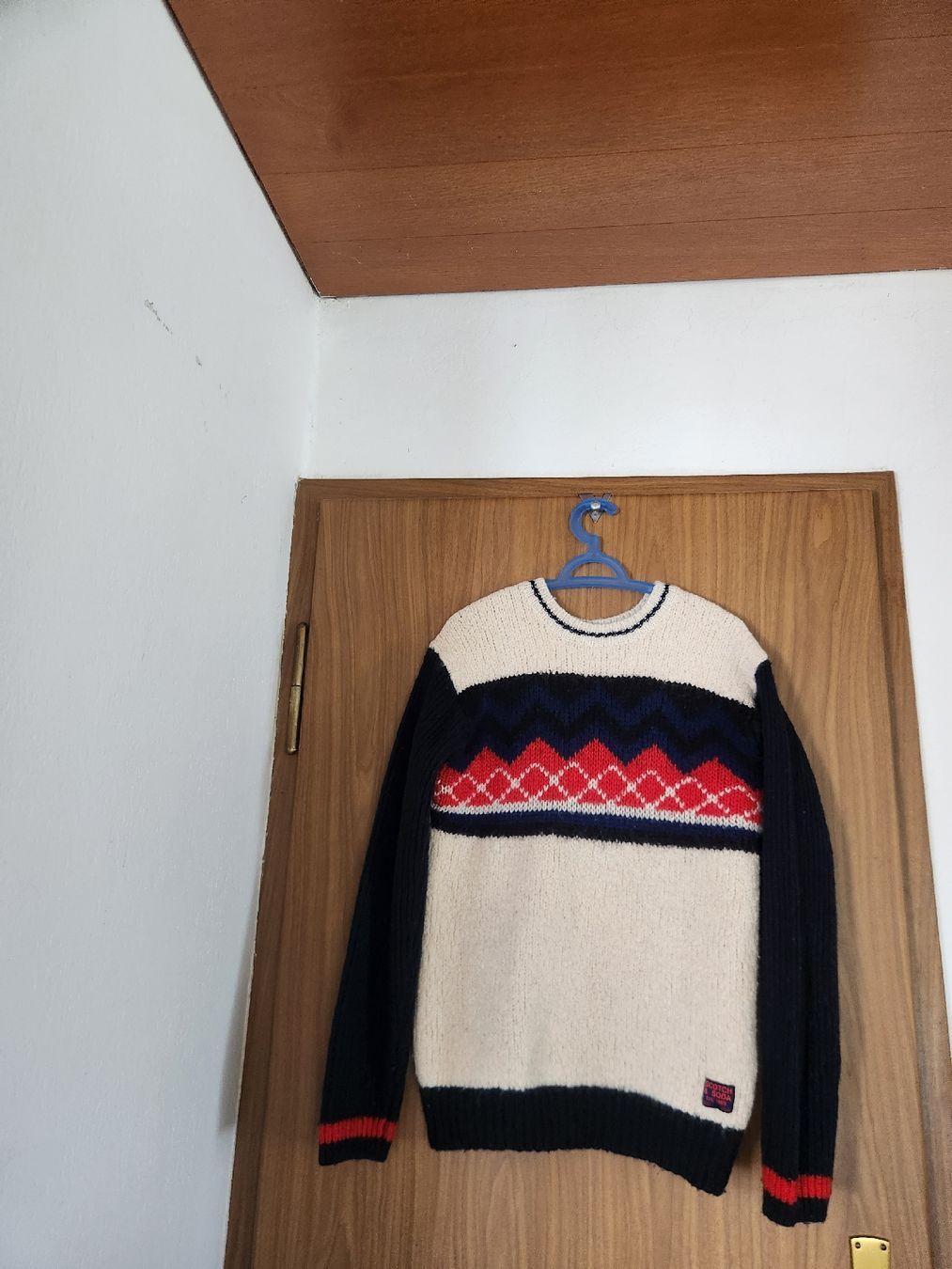 Maison Scotch Pulls & Sweat-shirts: Pull Scotch & Soda couleur beige motif graphique taille M – D'occasion à Niedergösgen par Eva2410
