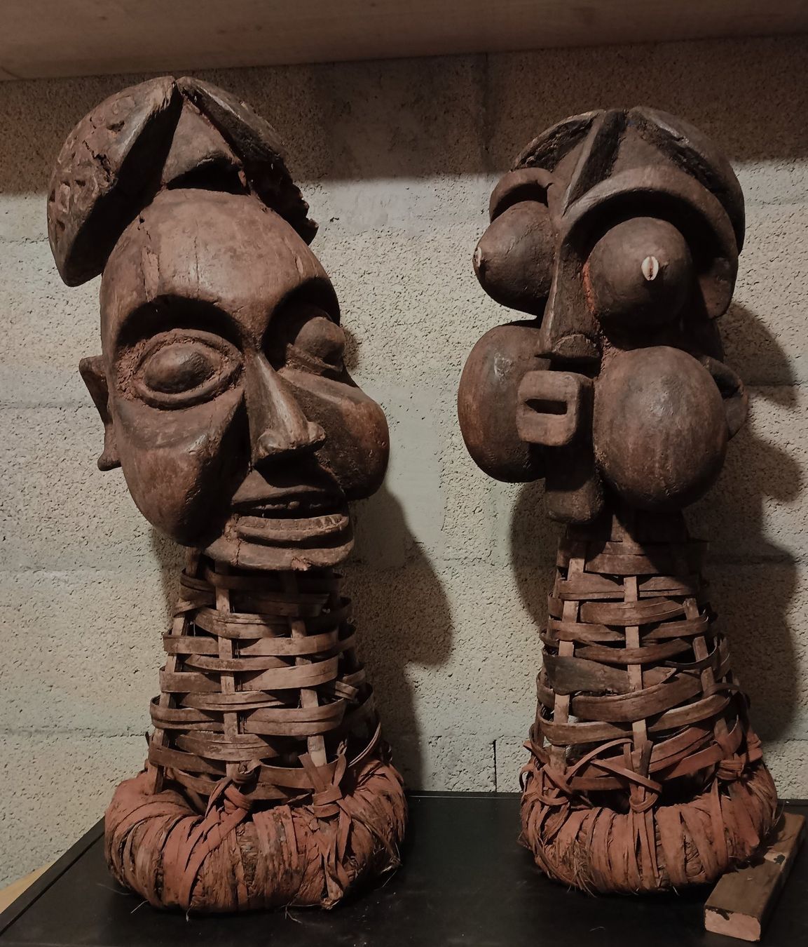 Internationale Kunst: Afrikanische Cameroun – Gebraucht aus Vuiteboeuf von deux-matous 1