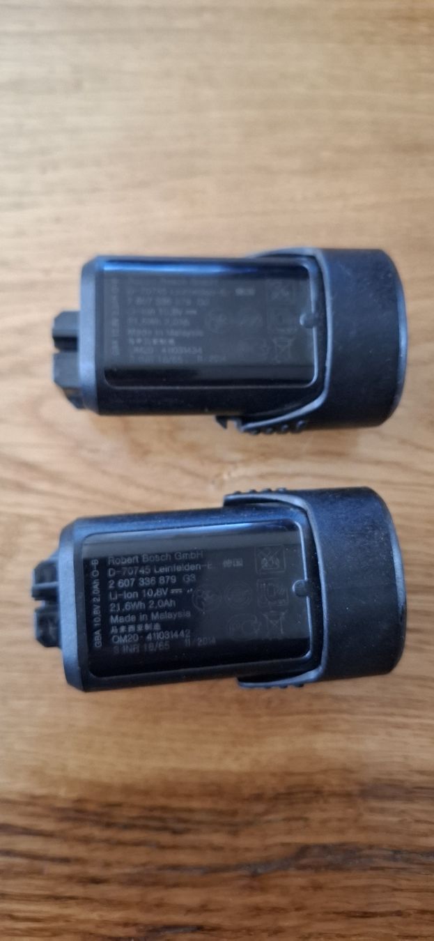 Bosch Caricatori & Batterie: Bosch 12v ladegerät inkl. 2 akkus – Usato da Guntershausen venduto da Jtattoo 3