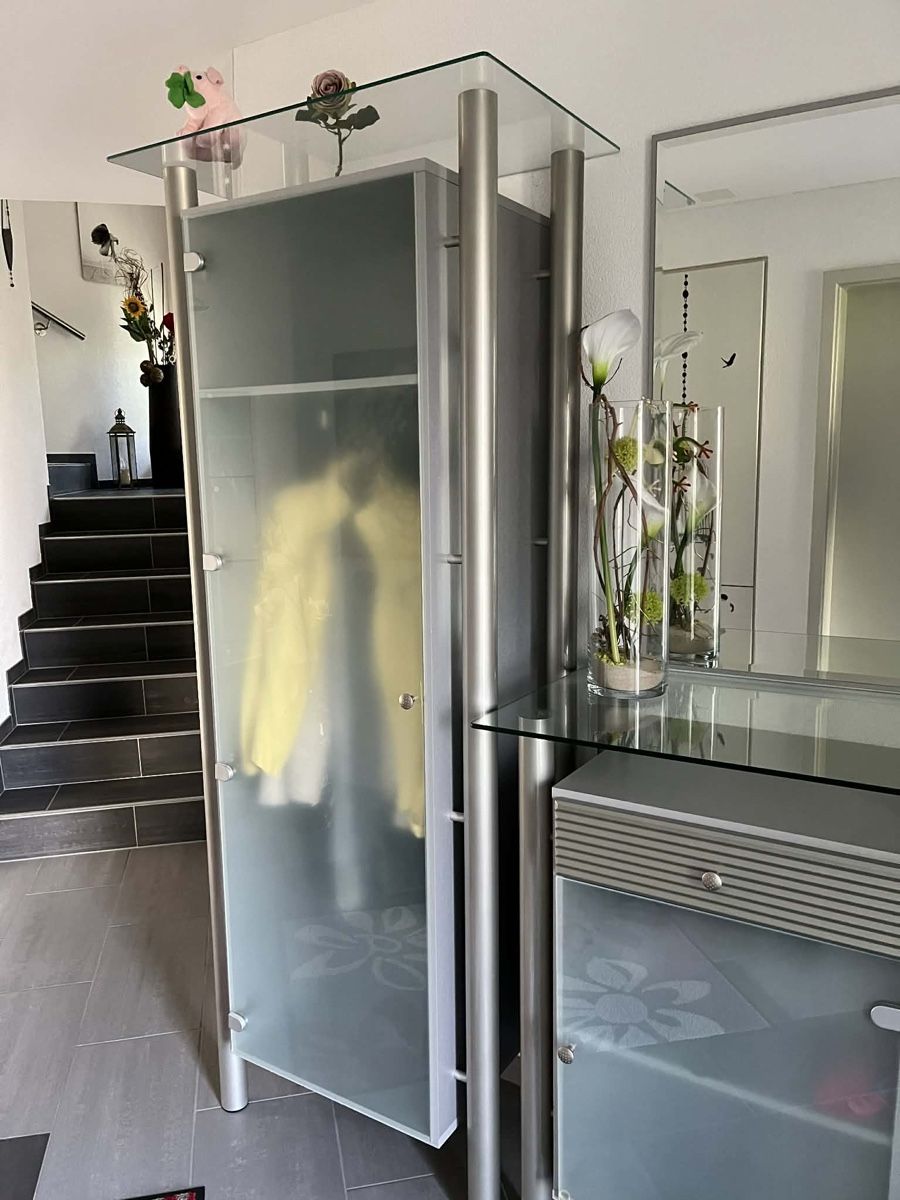 Garderobe: 4-teilige Garderobe – Gebraucht aus Thayngen von Claudic 2