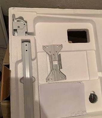 Parabola satellitare: Selfsat H50D Flachantenne / Satellitenantenne – Usato da Hergiswil LU venduto da mechutaume 2