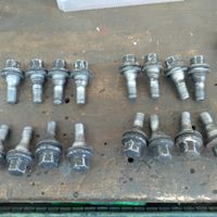 Citroen und Peugeot Radschrauben 32 x M12x1.5