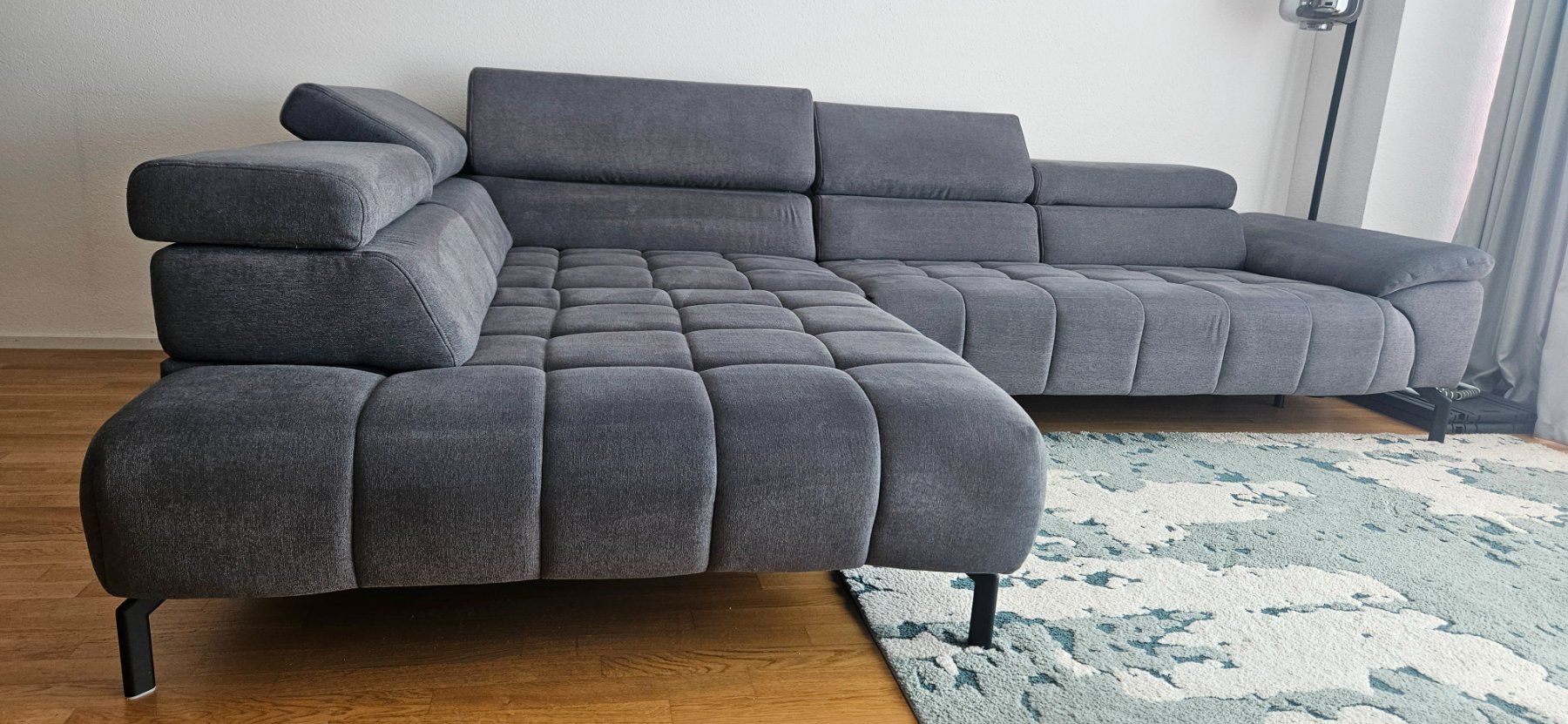 Divani: Ecksofa mit verstellbaren Funktionen – Usato da Frick venduto da bos_8fkk
