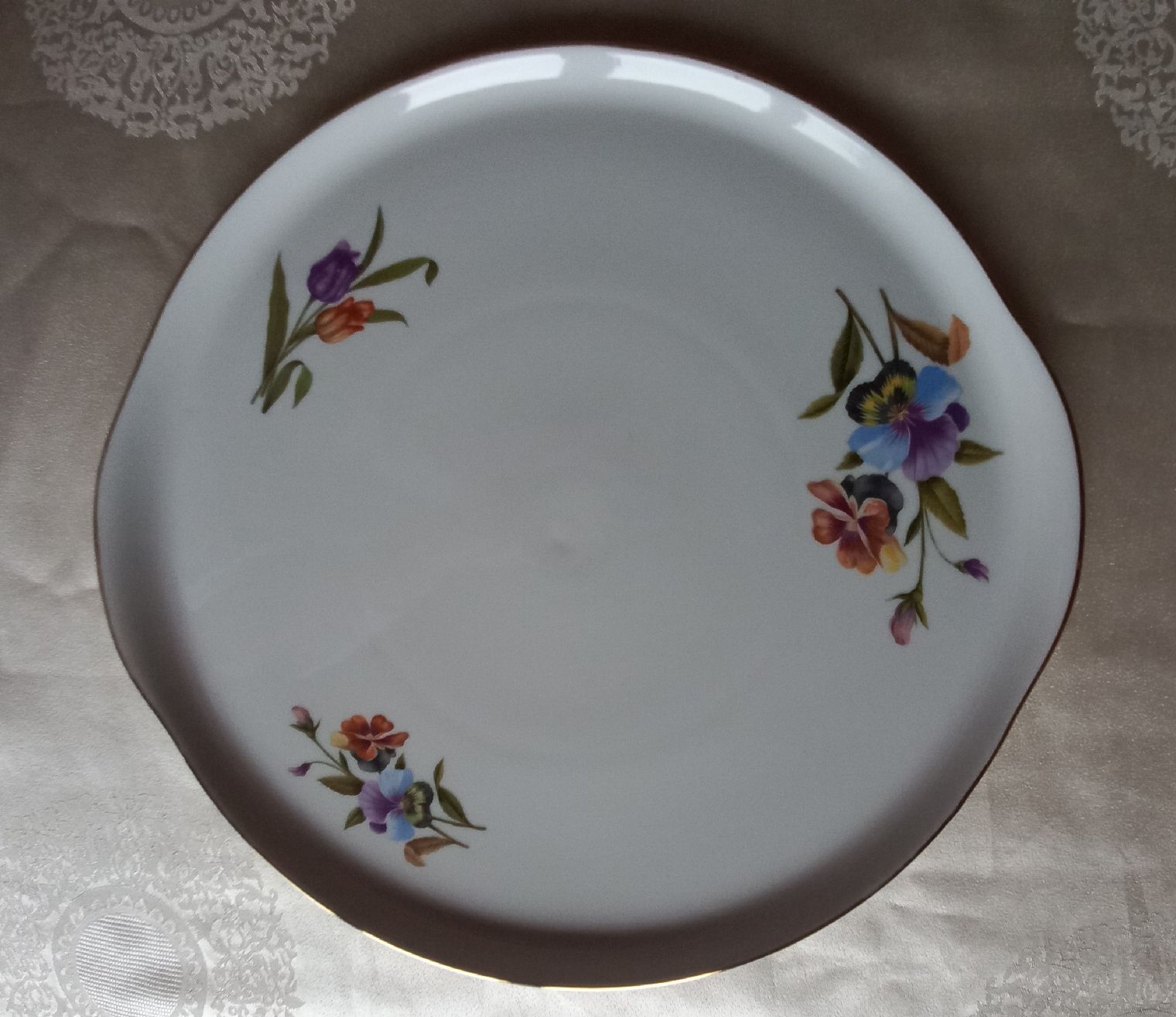 Piatti di portata: Plat Langenthal Suisse . – Nuovo (secondo la descrizione) da Dompierre FR venduto da fat_xth5 1
