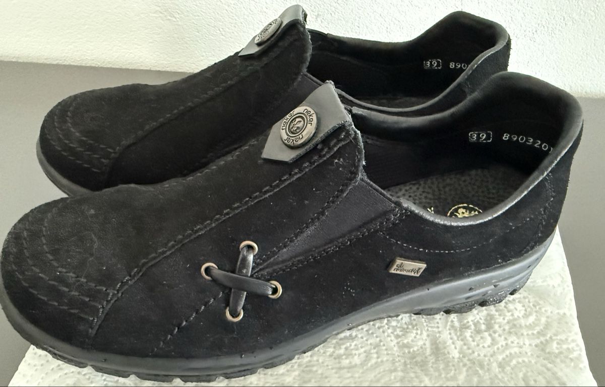 Rieker Scarpe da donna: Rieker Halbschuh Grösse 39. alles muss weg – Nuovo (secondo la descrizione) da Pfeffikon LU venduto da pepino17 7