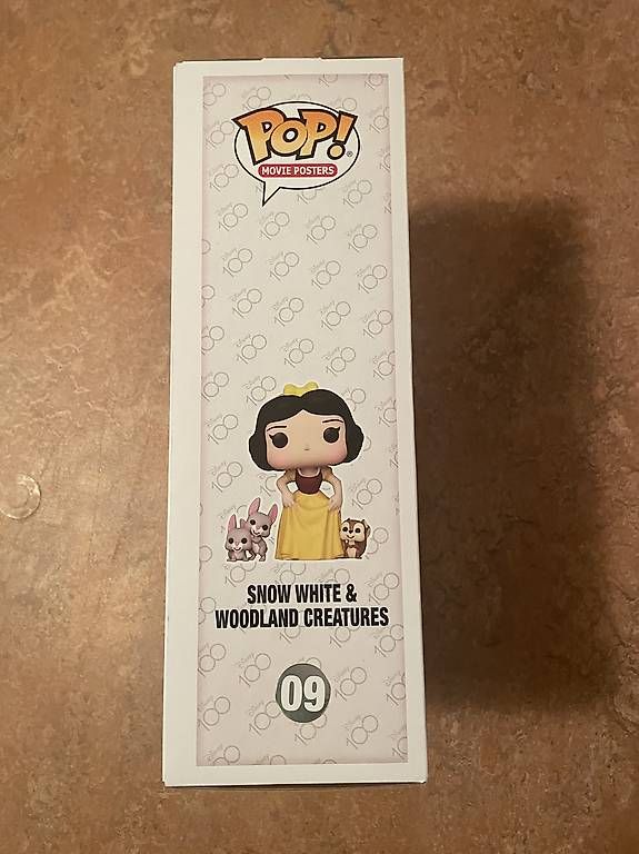 Funko Statuette: Pop Biancaneve Disney 100 GRANDE – Usato da Arbedo venduto da rin_lzm6 1