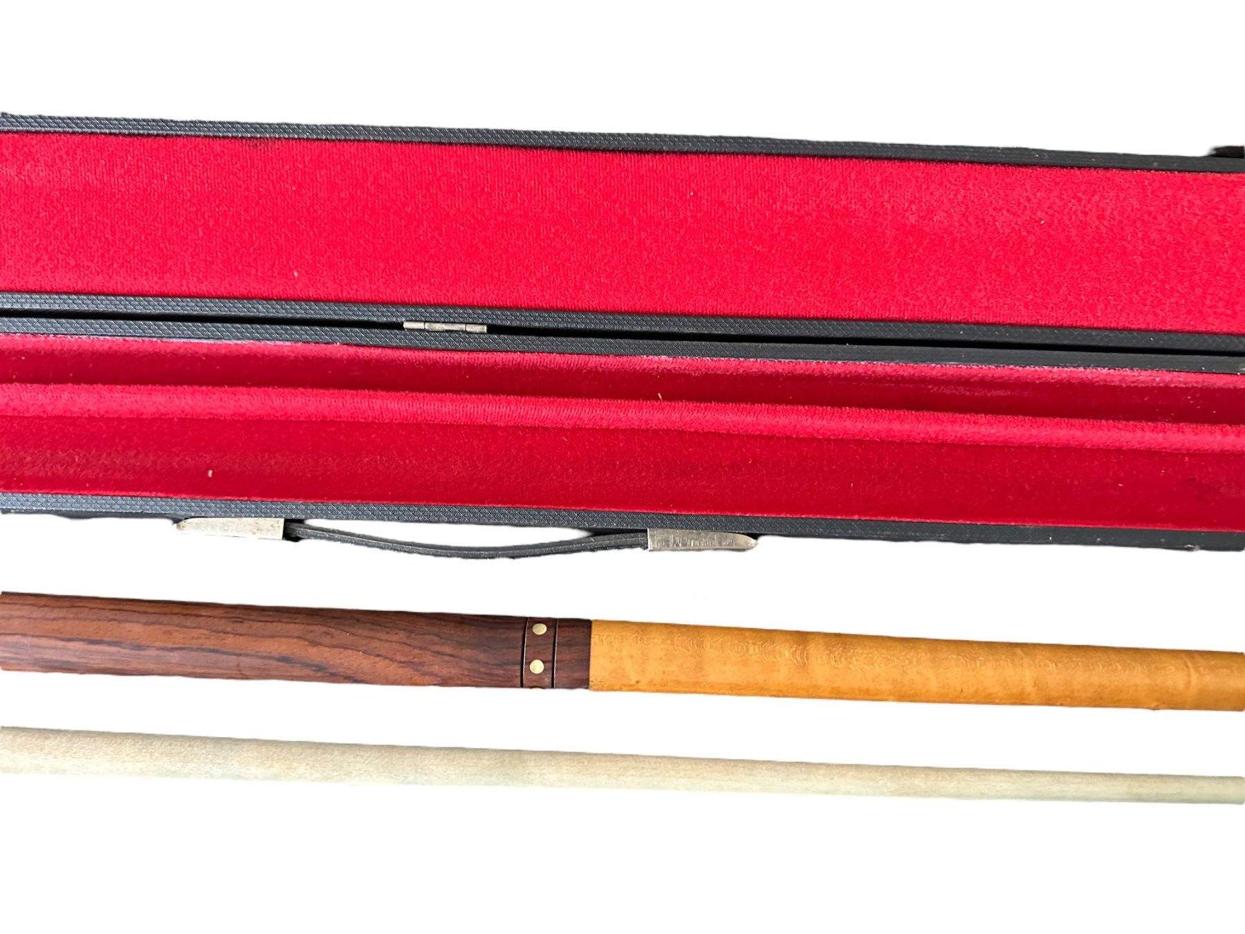 Tables de billard: Ancien coffret queue de billard en bois – D'occasion à Morges par Auct 2