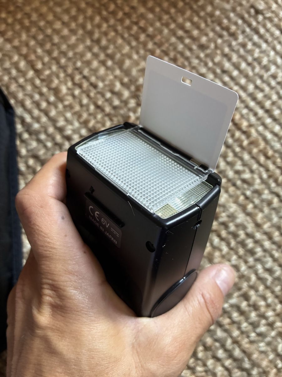 Nikon Flash: Nikon Speedlight SB-800 camera flash with case – Usato da Bern venduto da wisemagpie 7