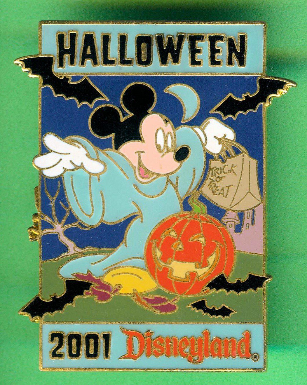 Disney Placchette & Badge: Disney   MICKEY  Halloween  2001 – Usato da Winterthur venduto da Sammleroase