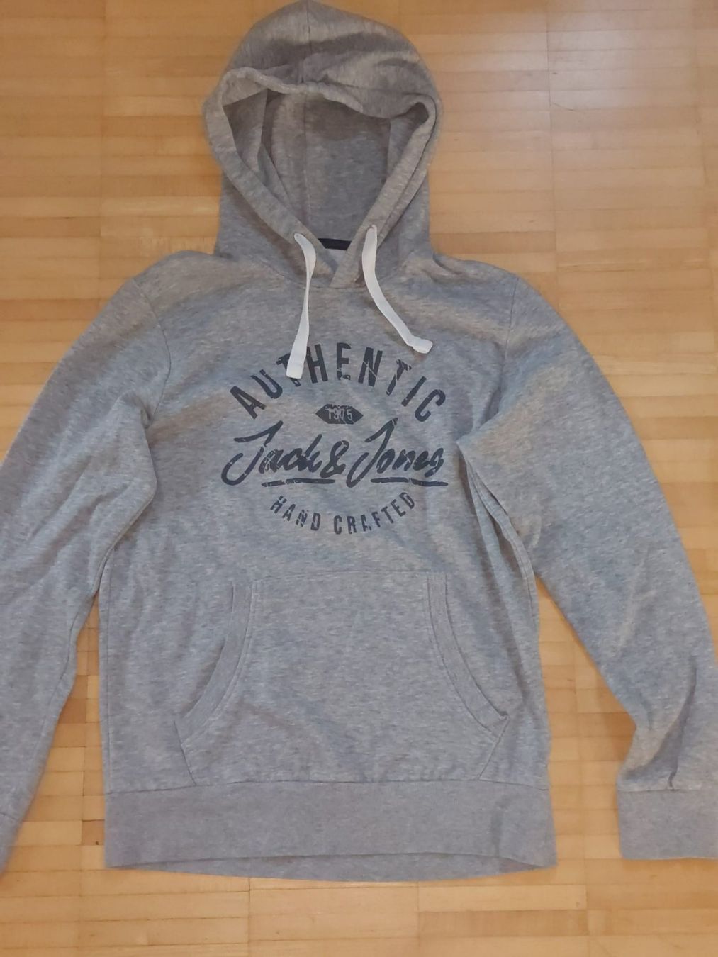 Jack & Jones Maglioni & Felpe: Jack & Jones Hoodie, Grau – Usato da Neftenbach venduto da lor_7thq