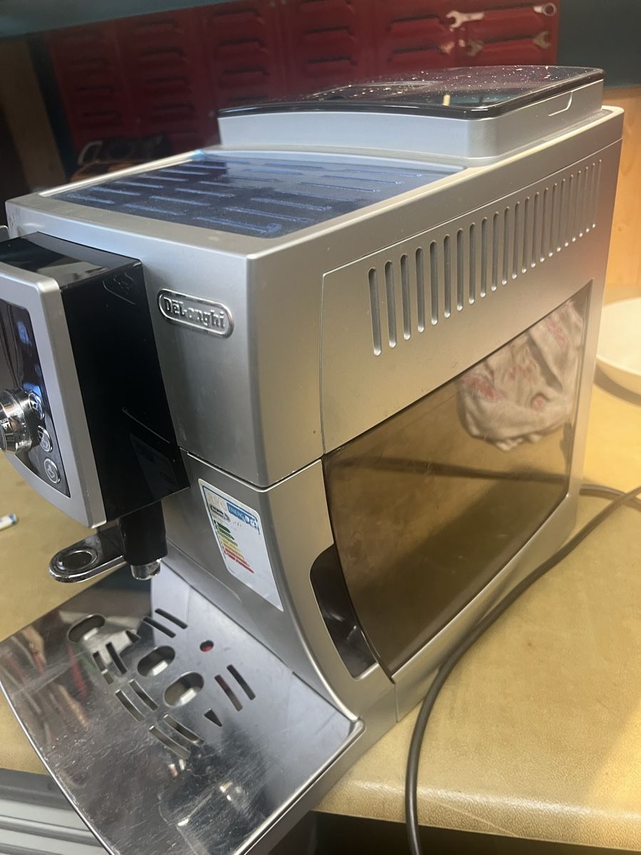 De'Longhi Macchine per caffè & Macchine per espresso: Kaffeevollautomat Delonghi – Usato da St. Antoni venduto da bera15 3