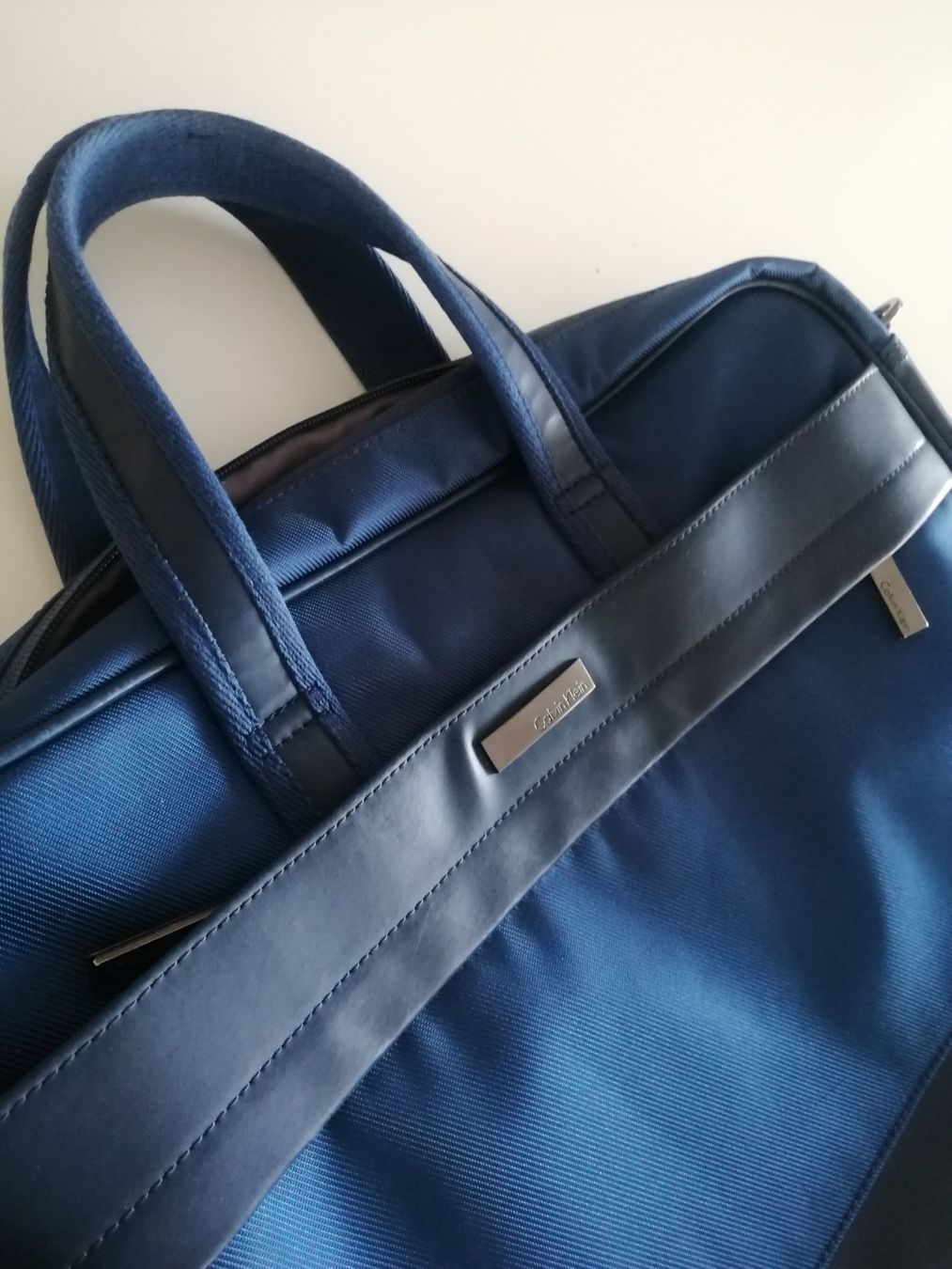 Calvin Klein Sacs: Calvin Klein Laptoptasche – Neuf (Voir description) à Mosnang par creativist 5