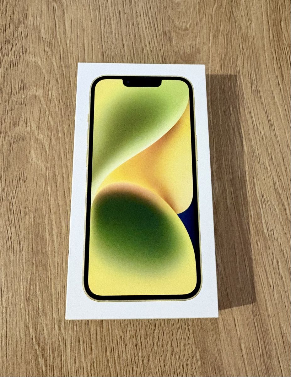 Apple Cavi: iPhone 14 Schachtel mit Ladekabel – Nuovo (secondo la descrizione) da Wetzikon ZH venduto da deb_8wcc